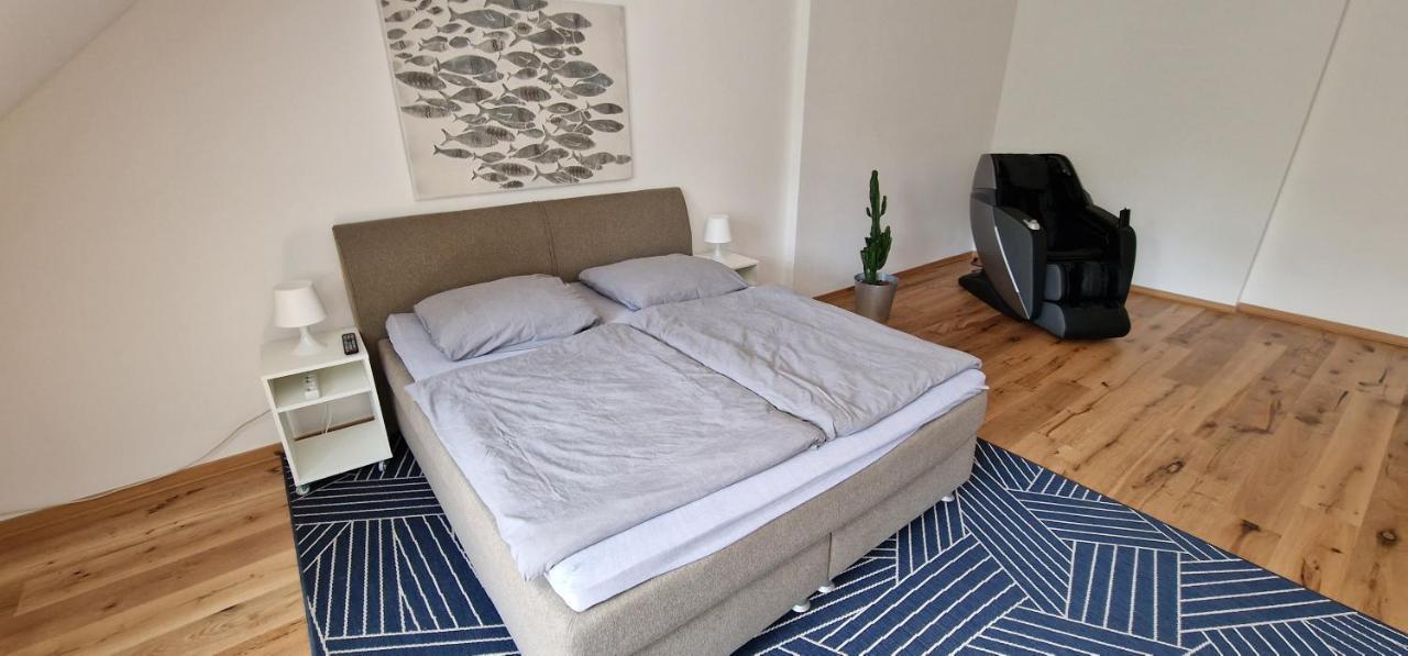 Apartment Mit Parkblick & Massagestuhl Leipzig Exterior foto
